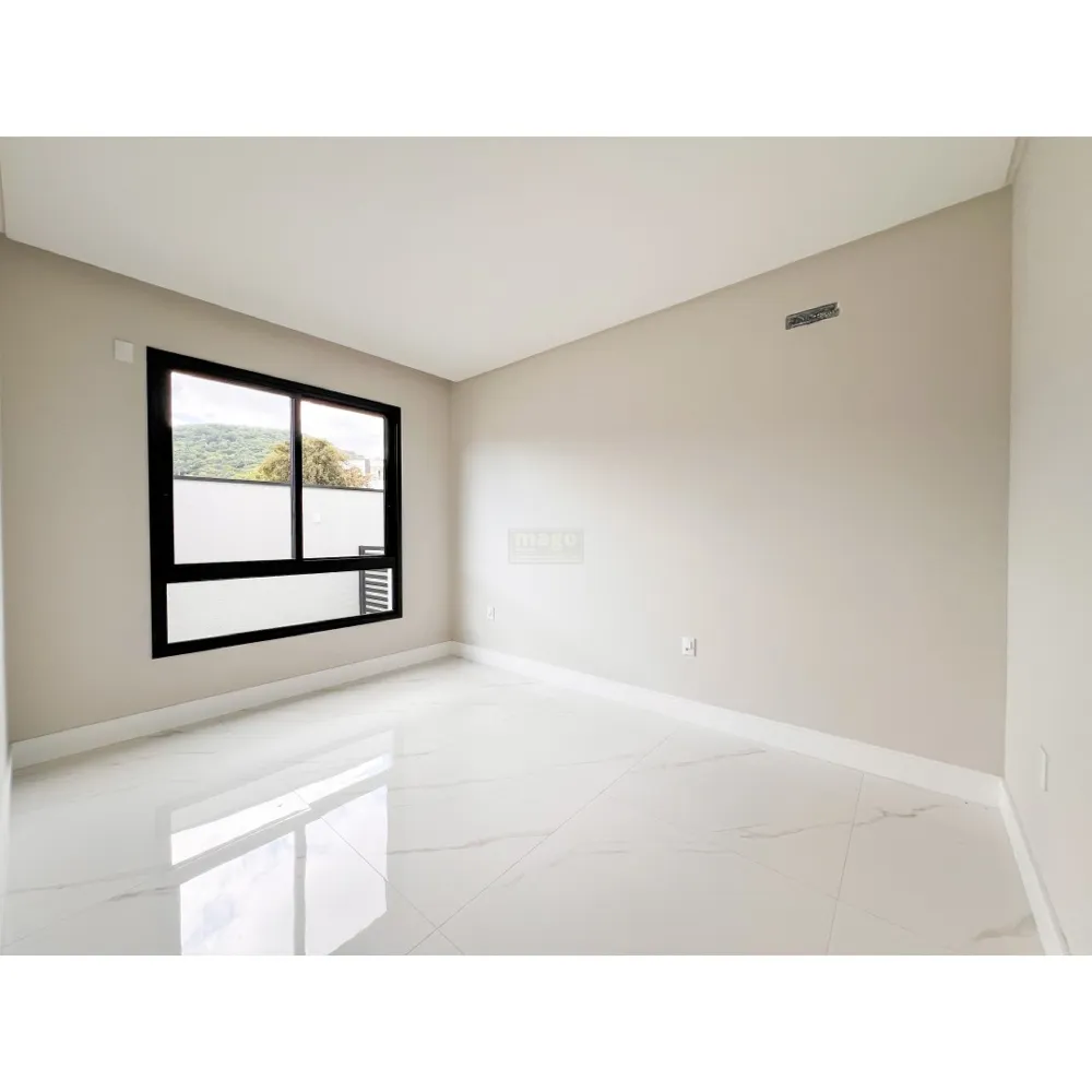Casa 4 suítes para Venda no bairro Santa Regina em Camboriú