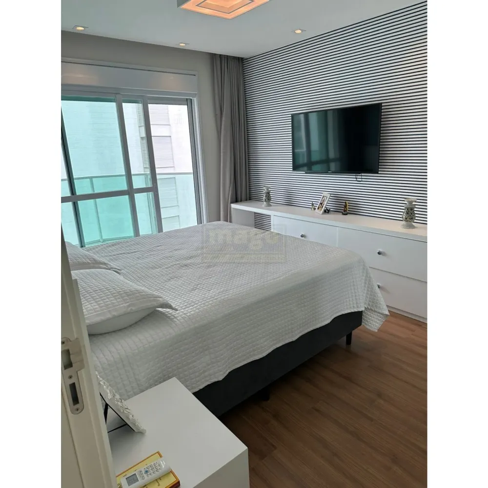 Apartamento 3 suítes para Locação Anual no bairro Praia Brava em Itajaí