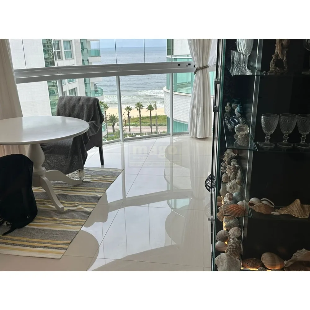 Apartamento 3 suítes para Locação Anual no bairro Praia Brava em Itajaí