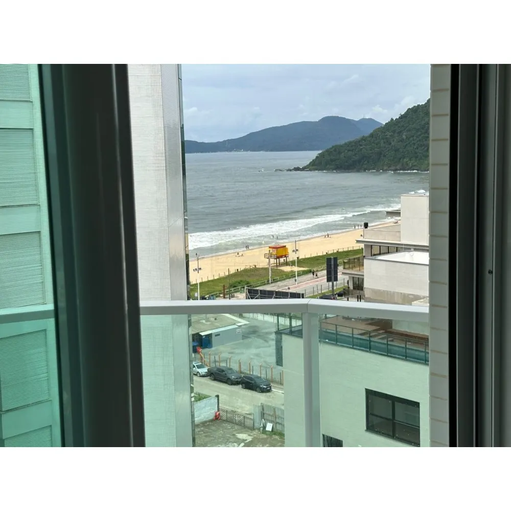 Apartamento 3 suítes para Locação Anual no bairro Praia Brava em Itajaí