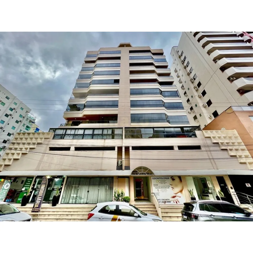 Apartamento 3 quartos para Venda no bairro Meia Praia em Itapema