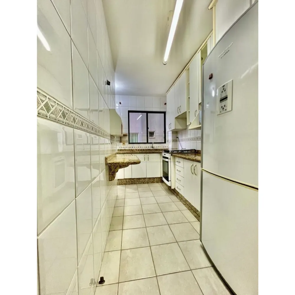 Apartamento 3 quartos para Venda no bairro Meia Praia em Itapema