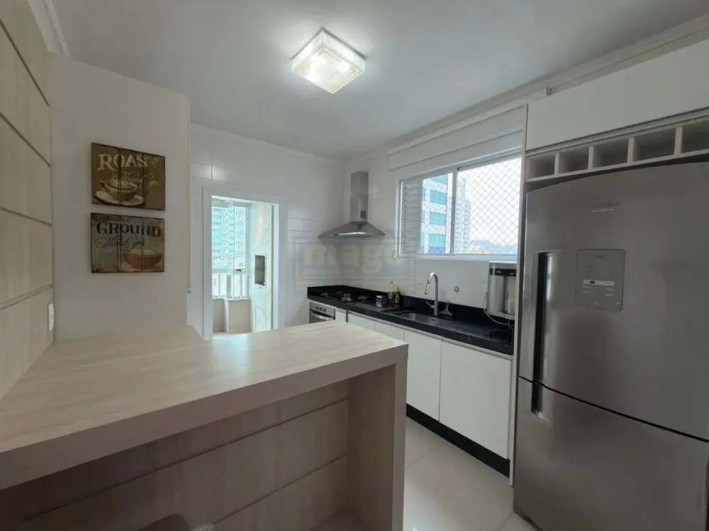 Apartamento 3 quartos para Venda no bairro Centro em Balneário Camboriú