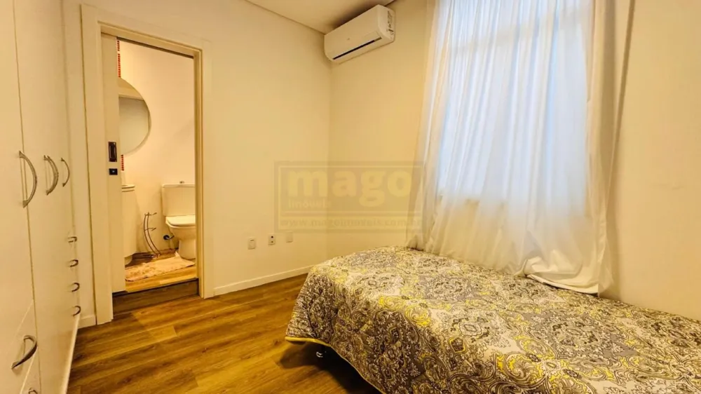 Apartamento para Locação na Avenida Atlântica – 4 Dormitórios e 2 Vagas de Garagem