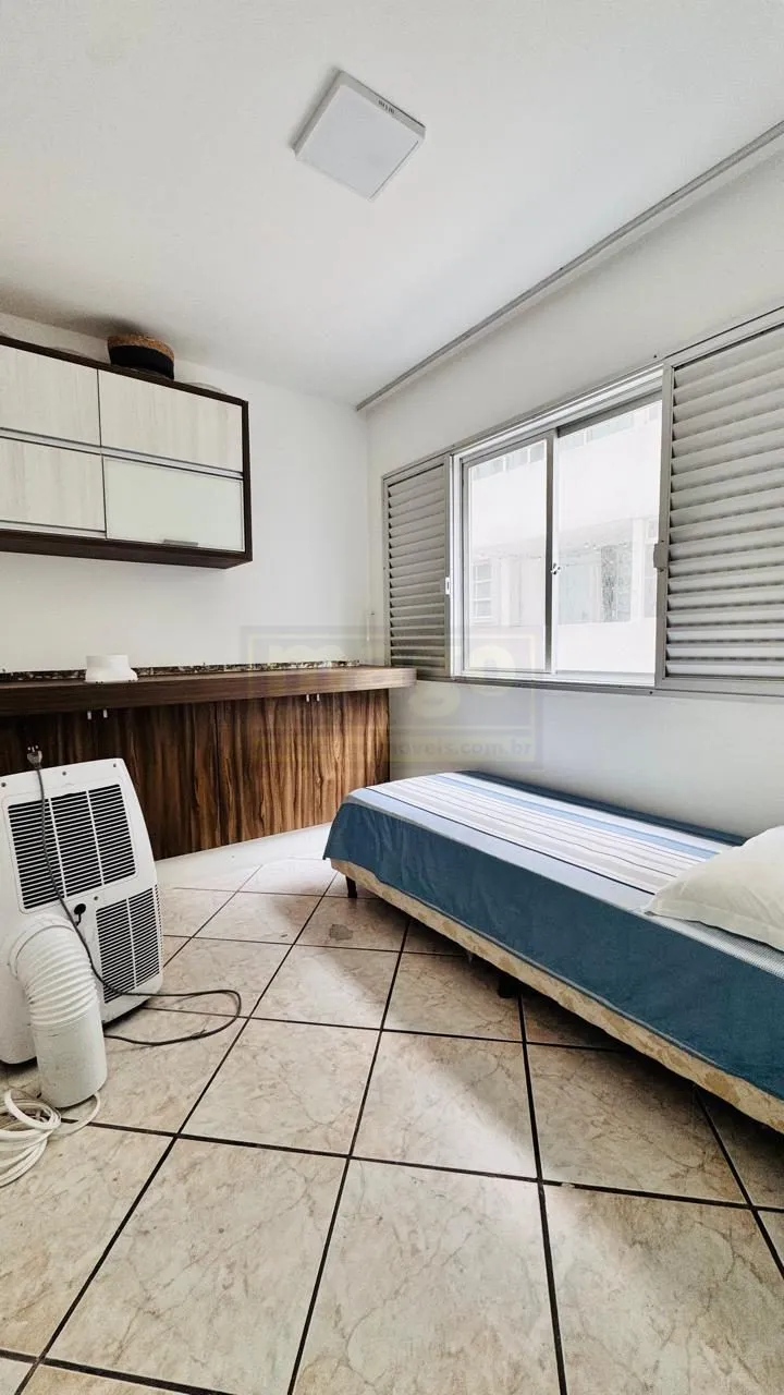  Apartamento para Locação na Avenida Atlântica – 3 Suítes e 1 Vaga de Garagem