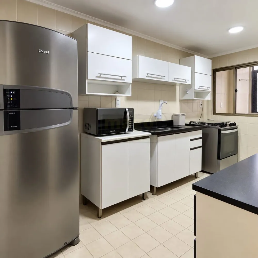 Apartamento 3 quartos para Locação Anual no bairro Centro em Balneário Camboriú