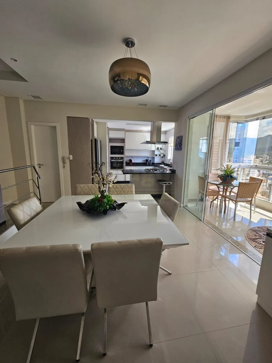 Apartamento 4 suítes para Venda no bairro Meia Praia em Itapema
