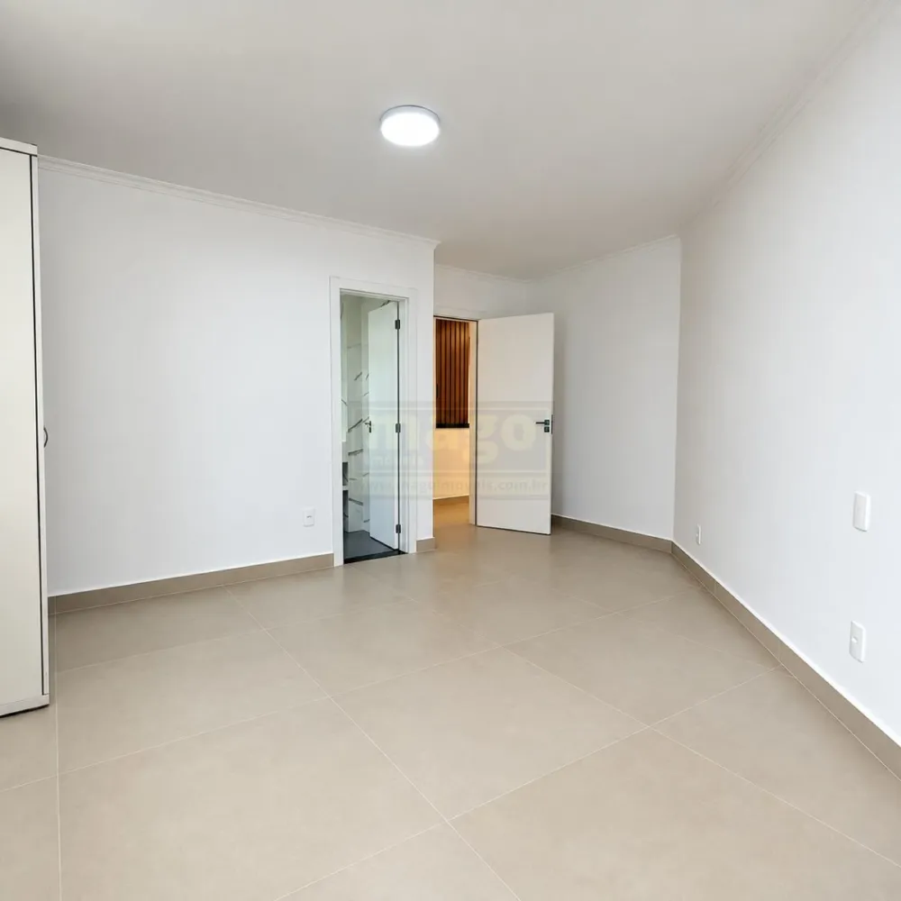 Apartamento 3 quartos para Locação Anual no bairro Centro em Balneário Camboriú