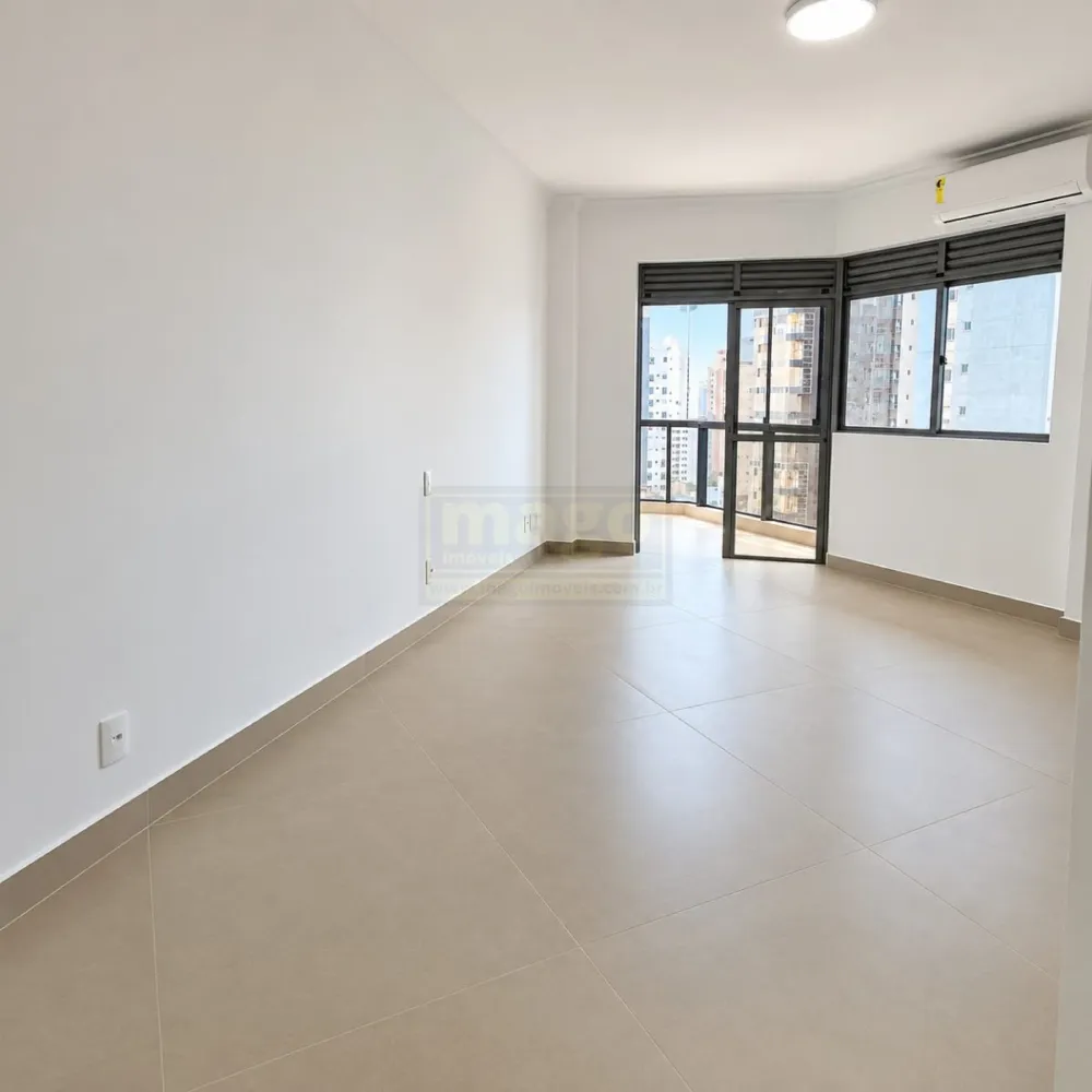 Apartamento 3 quartos para Locação Anual no bairro Centro em Balneário Camboriú