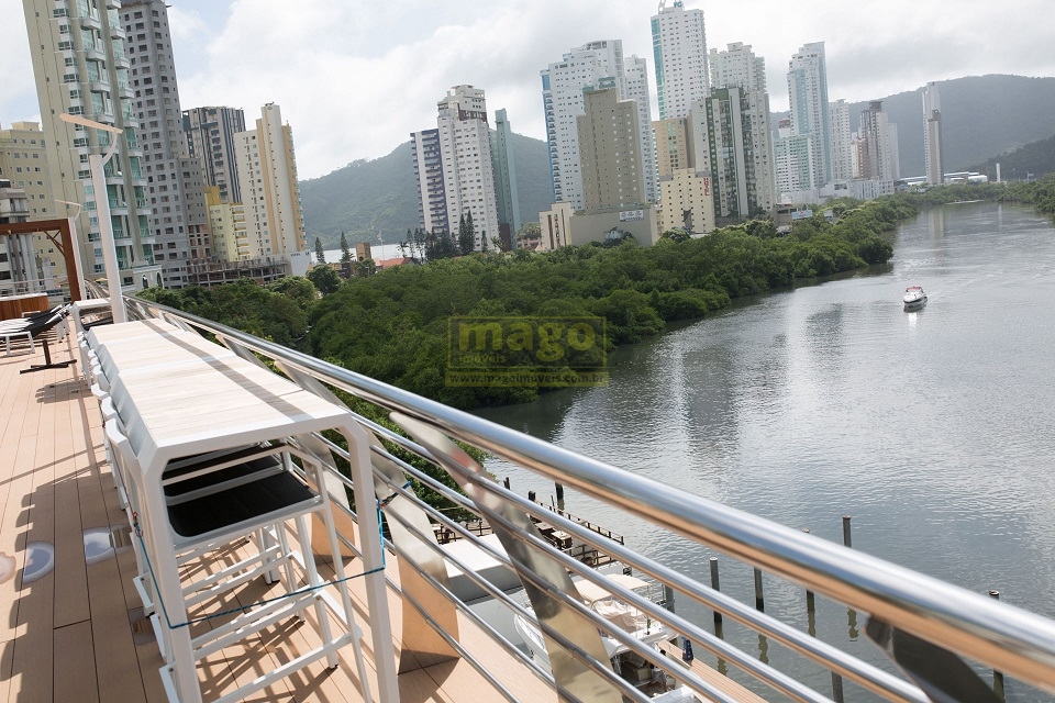 Apartamento 3 suítes para Venda no bairro Barra Sul em Balneário Camboriú