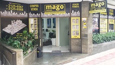 Fachada da imobiliária