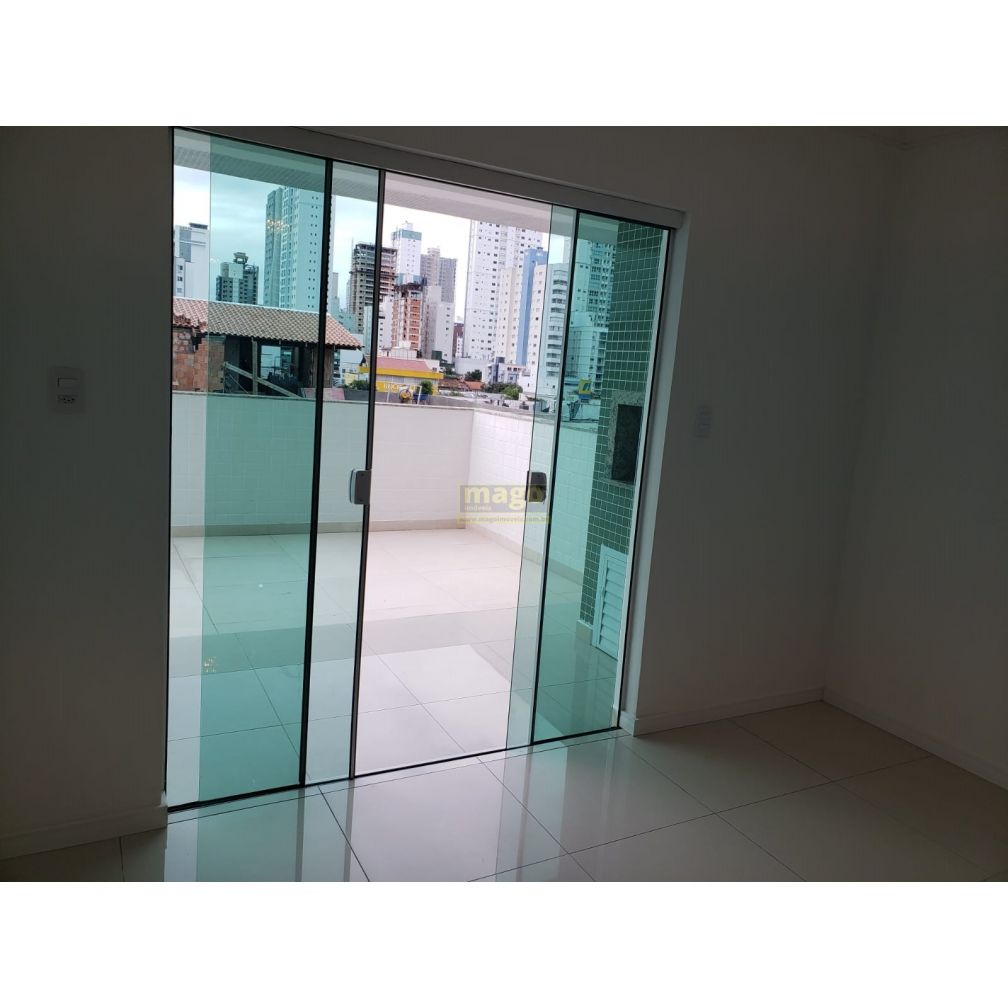 Apartamento com ótima localização
