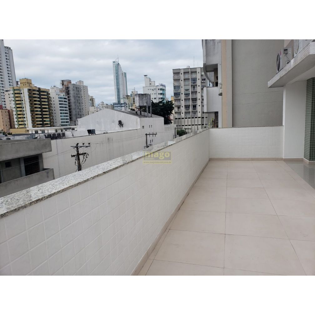 Apartamento com ótima localização