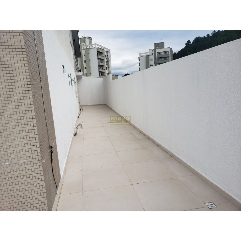 Apartamento com ótima localização