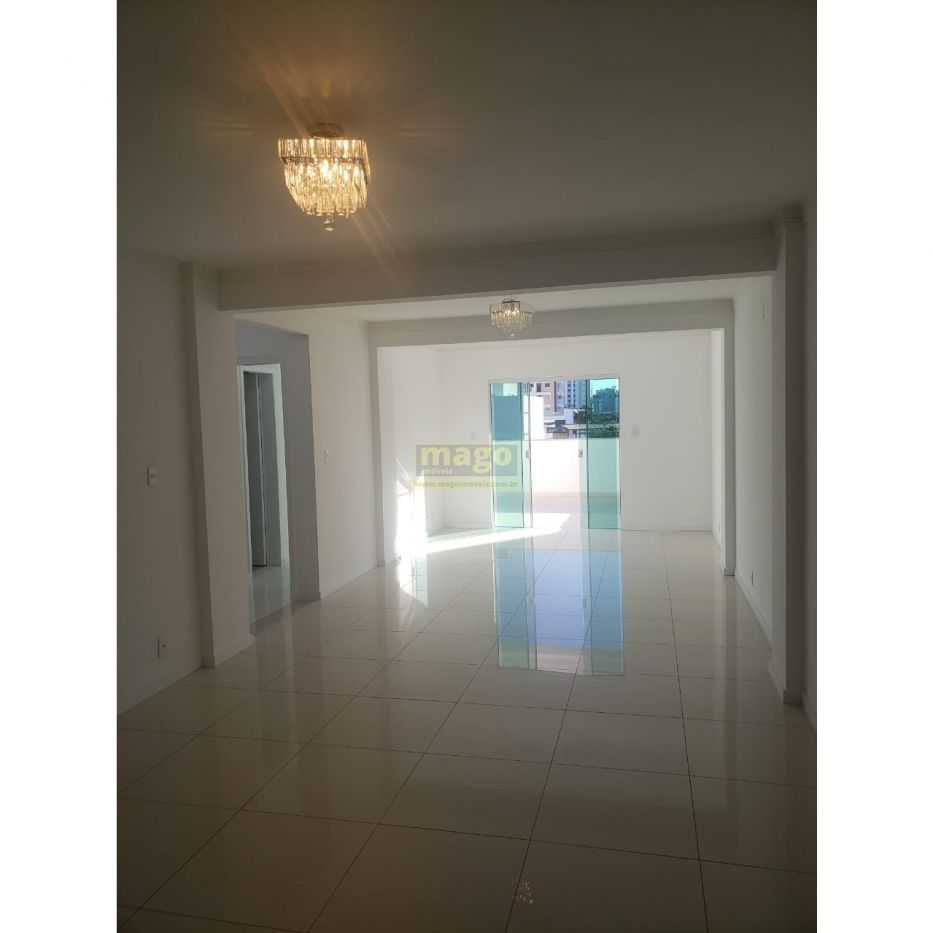 Apartamento com ótima localização