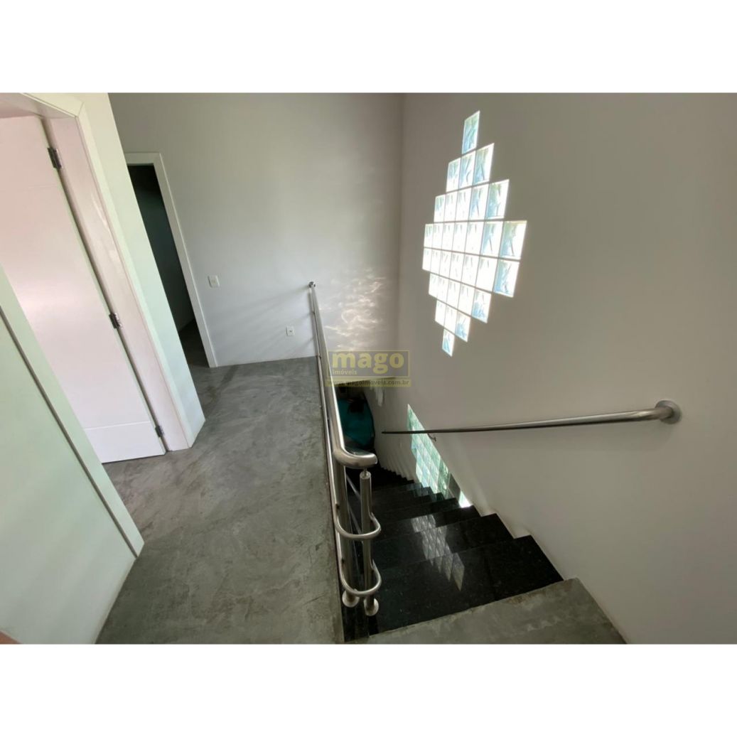 Linda casa no Centro de Balneário Camboriú, ótima oportunidade!
