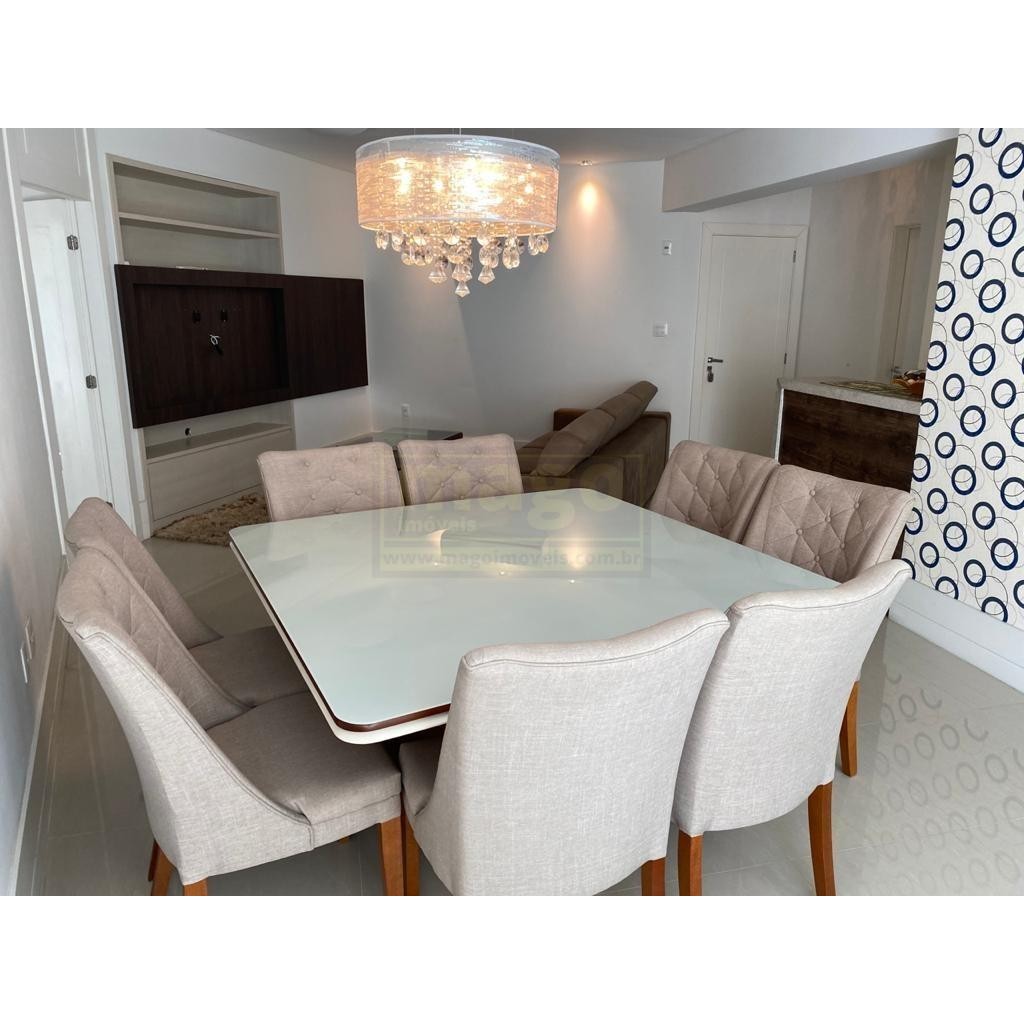 Apartamento com 3 suítes e 4 vagas de garagem na Barra Sul