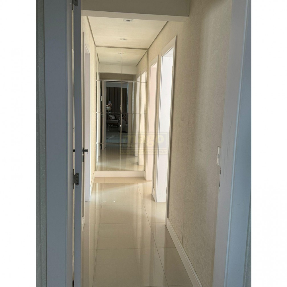 Apartamento com 3 suites e Sacada com Vista para toda cidade