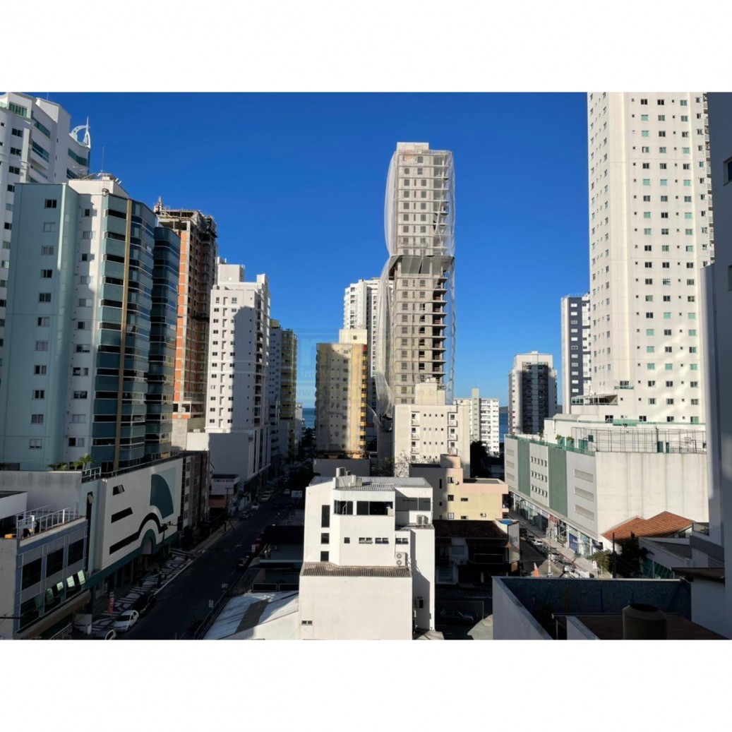 Apartamento Novo no Centro de Balneário Camboriú para Venda