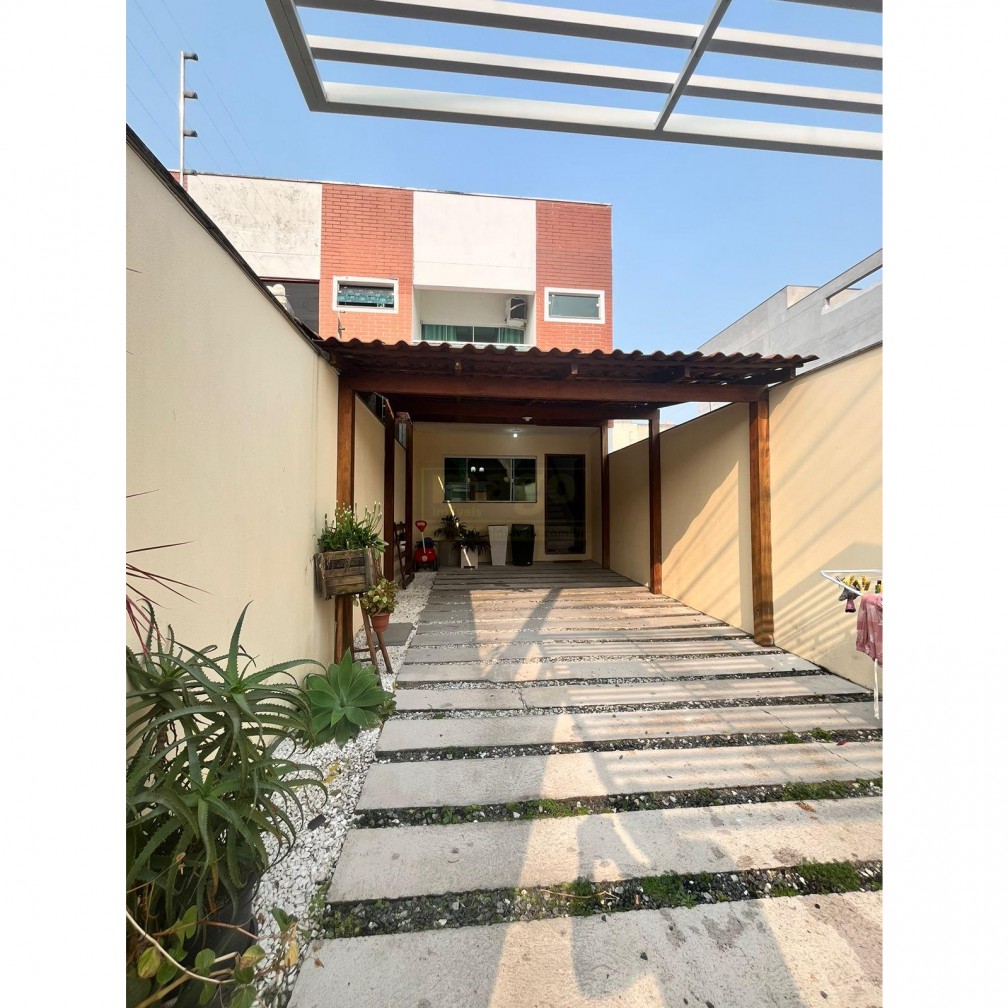 Casa 2 suítes para Venda no bairro Santa Regina em Camboriú