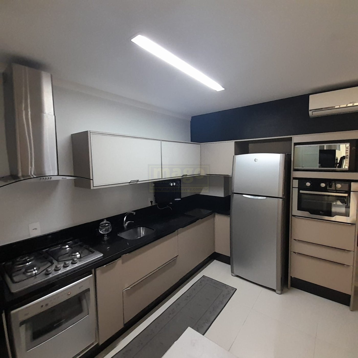 Apartamento no bairro Nações mobiliado e com ótima localização