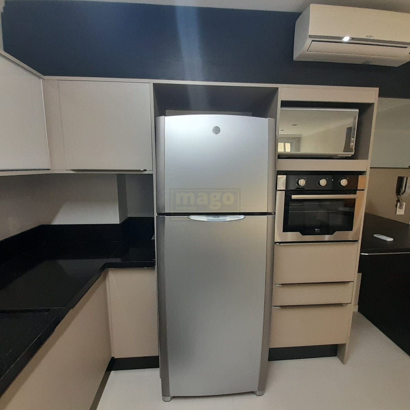 Apartamento no bairro Nações mobiliado e com ótima localização