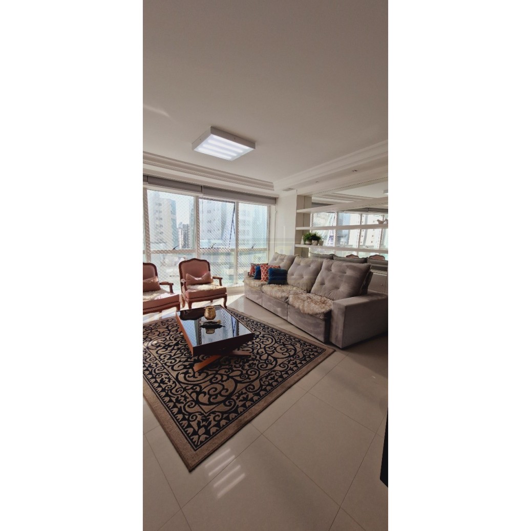 Apartamento 3 suítes para Venda no bairro Centro em Balneário Camboriú