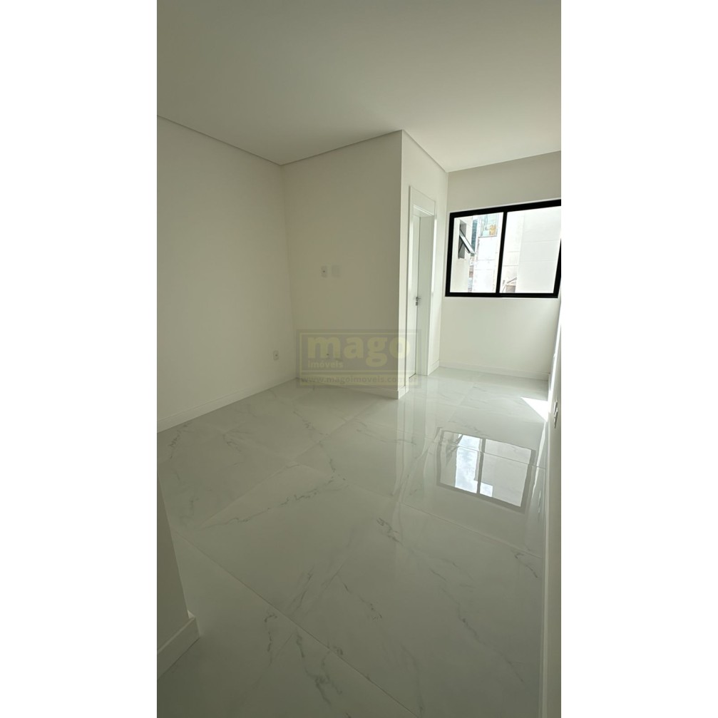 Apartamento 2 suítes para Venda no bairro Rio Pequeno em Camboriú