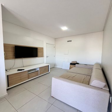 Apartamento 2 quartos para Locação Anual no bairro Centro em Balneário Camboriú