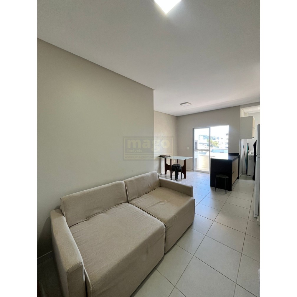 Apartamento 2 quartos para Locação Anual no bairro Centro  em Balneário Camboriú