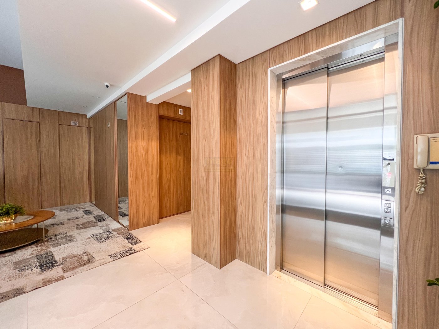 Excelente apartamento mobiliado no bairro Pioneiros