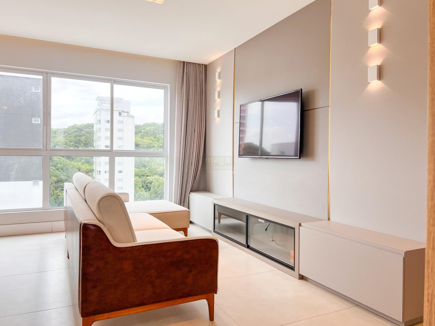 Excelente apartamento mobiliado no bairro Pioneiros