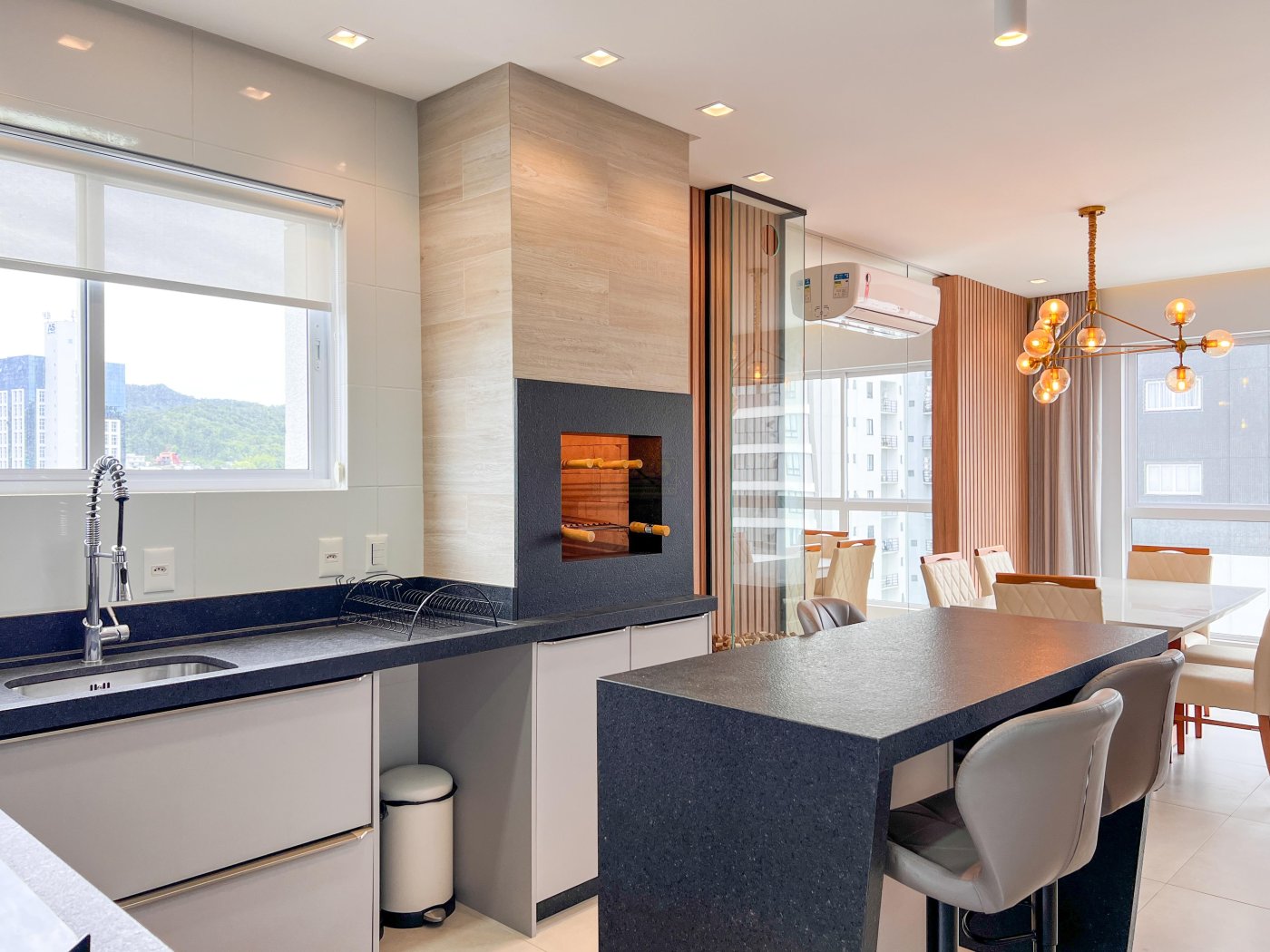 Excelente apartamento mobiliado no bairro Pioneiros