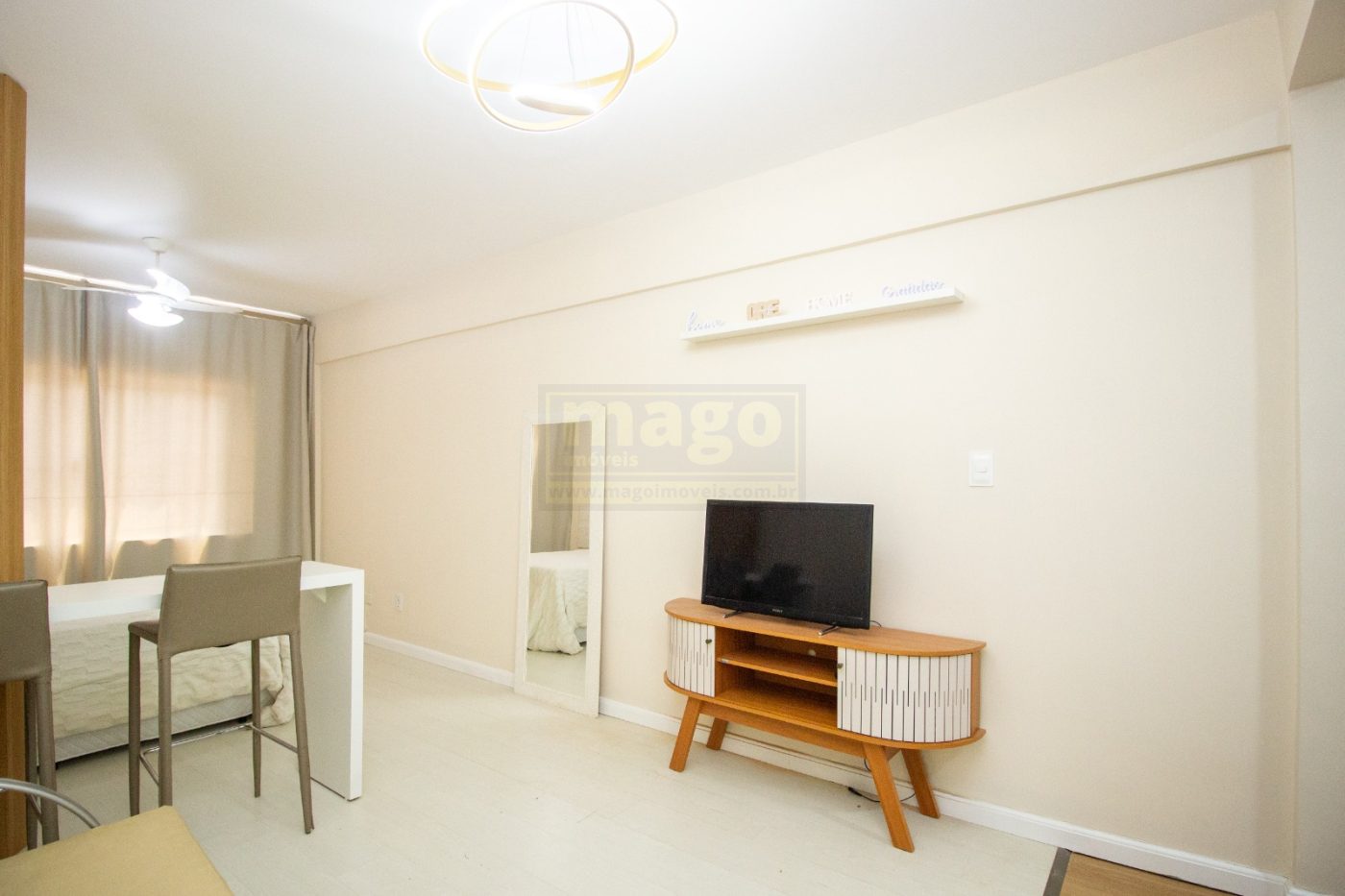 🏡 Studio Reformado à Venda  Excelente Investimento para Airbnb em Balneário Camboriú
