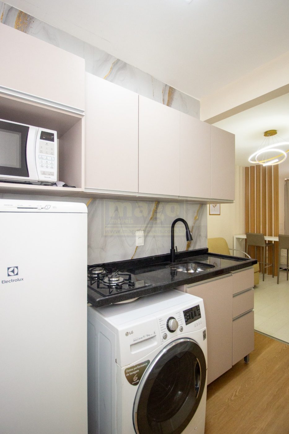 🏡 Studio Reformado à Venda  Excelente Investimento para Airbnb em Balneário Camboriú