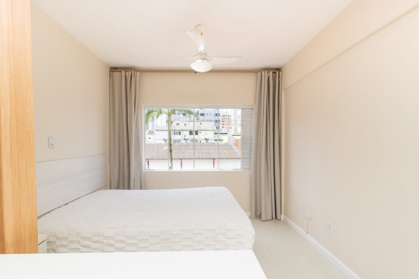 🏡 Studio Reformado à Venda  Excelente Investimento para Airbnb em Balneário Camboriú