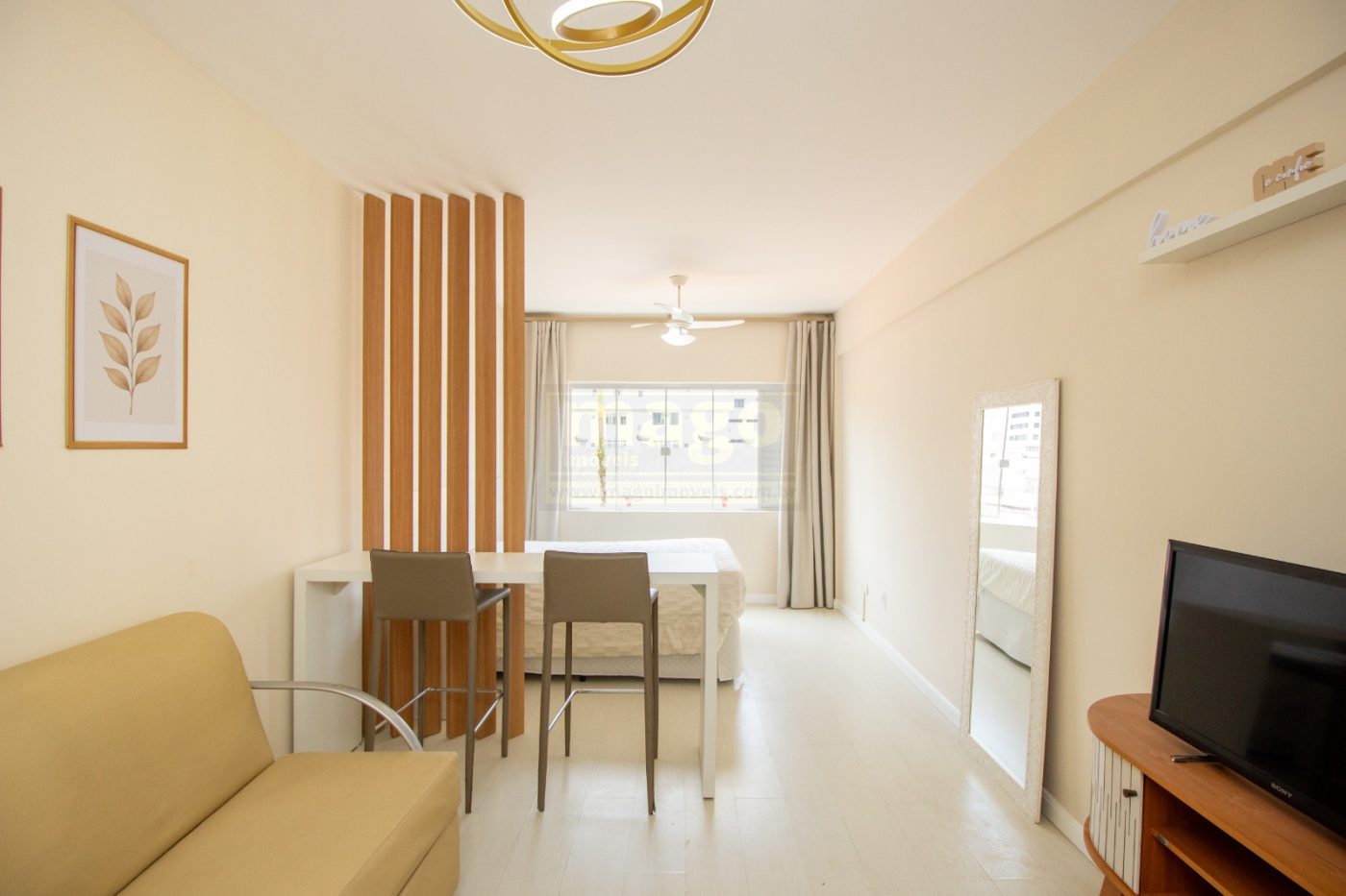🏡 Studio Reformado à Venda  Excelente Investimento para Airbnb em Balneário Camboriú