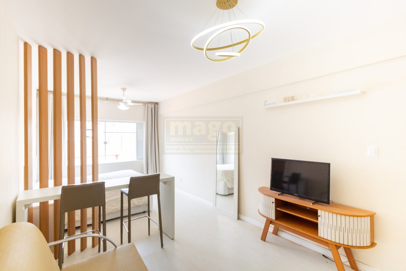 🏡 Studio Reformado à Venda  Excelente Investimento para Airbnb em Balneário Camboriú