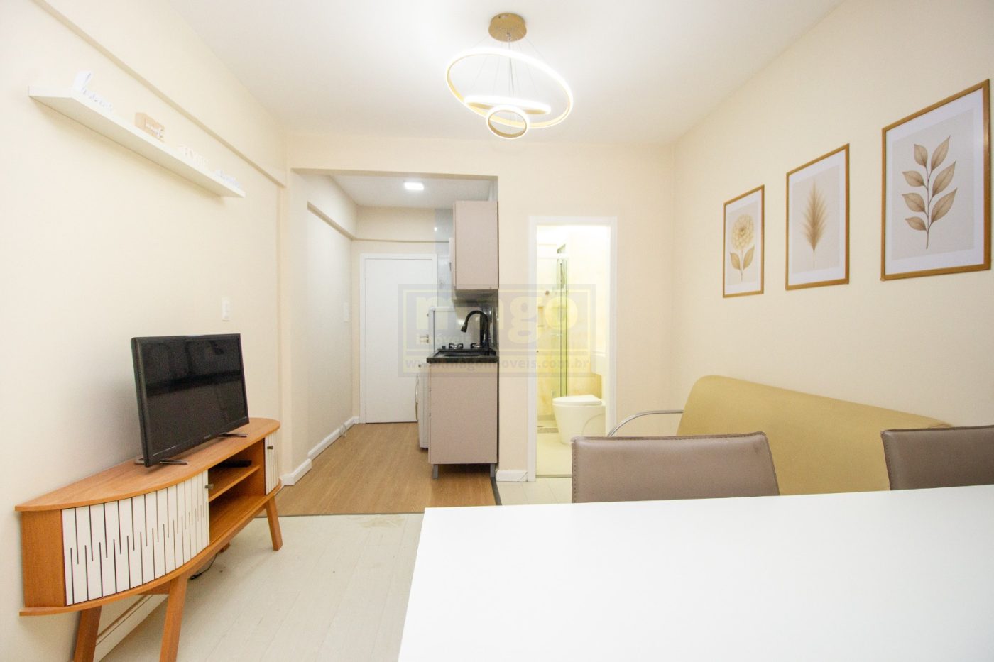 🏡 Studio Reformado à Venda  Excelente Investimento para Airbnb em Balneário Camboriú
