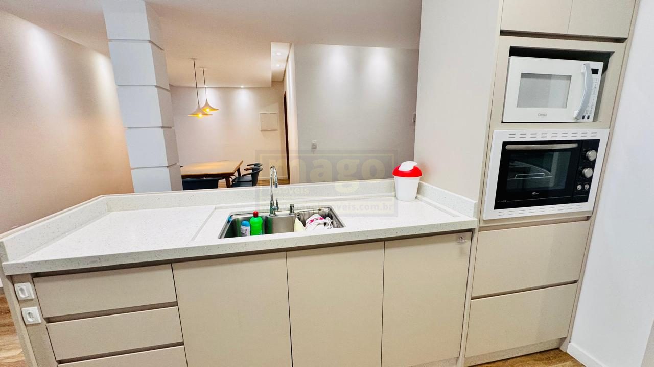 Apartamento para Locação na Avenida Atlântica – 4 Dormitórios e 2 Vagas de Garagem
