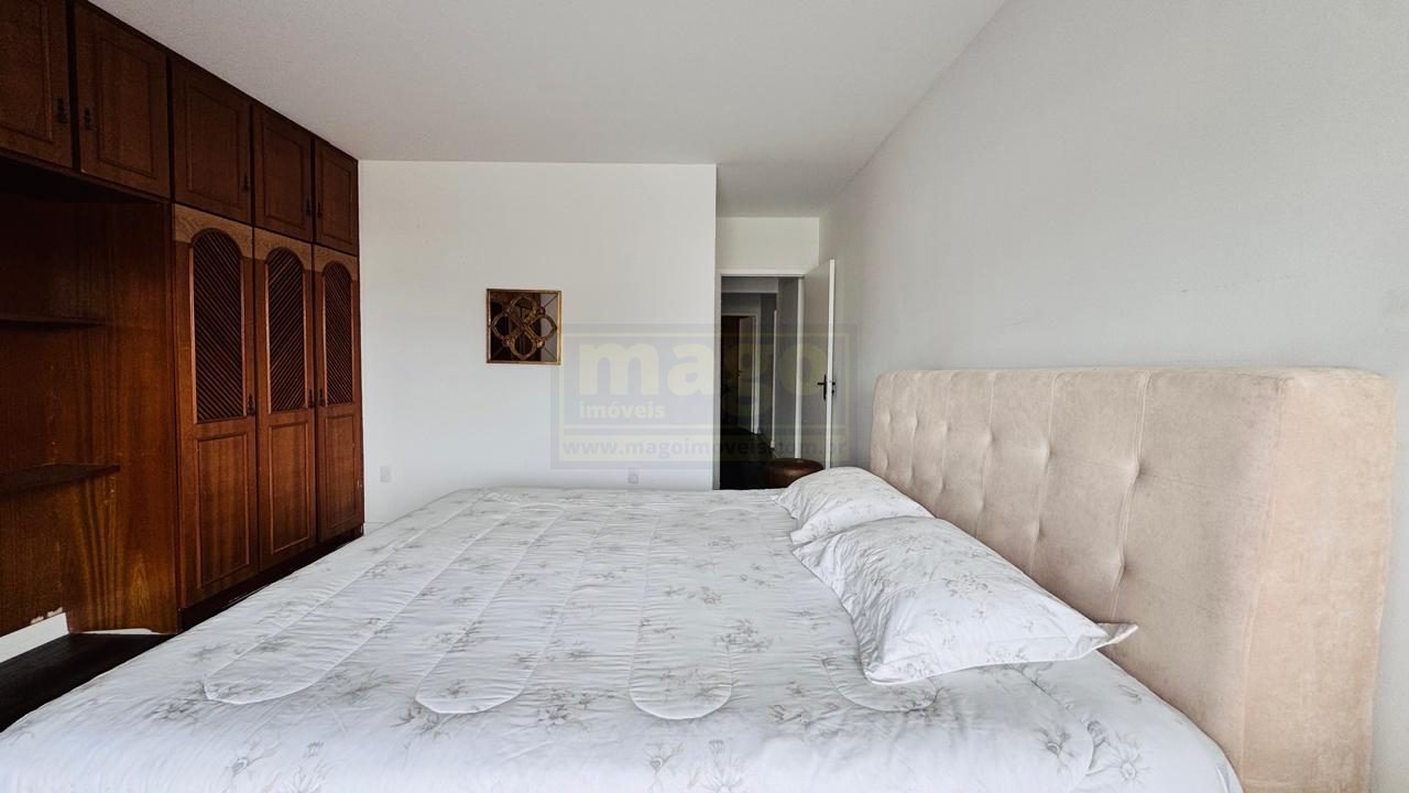  Apartamento para Locação na Avenida Atlântica – 3 Suítes e 1 Vaga de Garagem