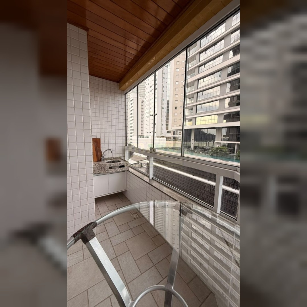 Apartamento 2 quartos para Locação Anual na Avenida Atlântica Balneário Camboriú