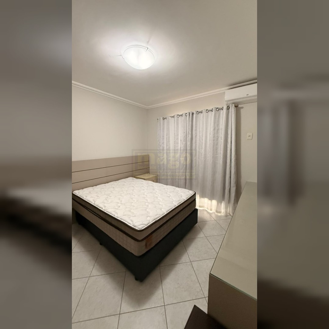 Apartamento 2 quartos para Locação Anual na Avenida Atlântica Balneário Camboriú