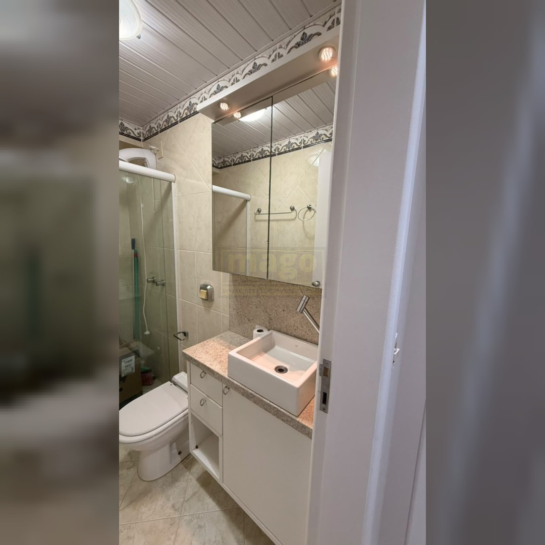 Apartamento 2 quartos para Locação Anual na Avenida Atlântica Balneário Camboriú