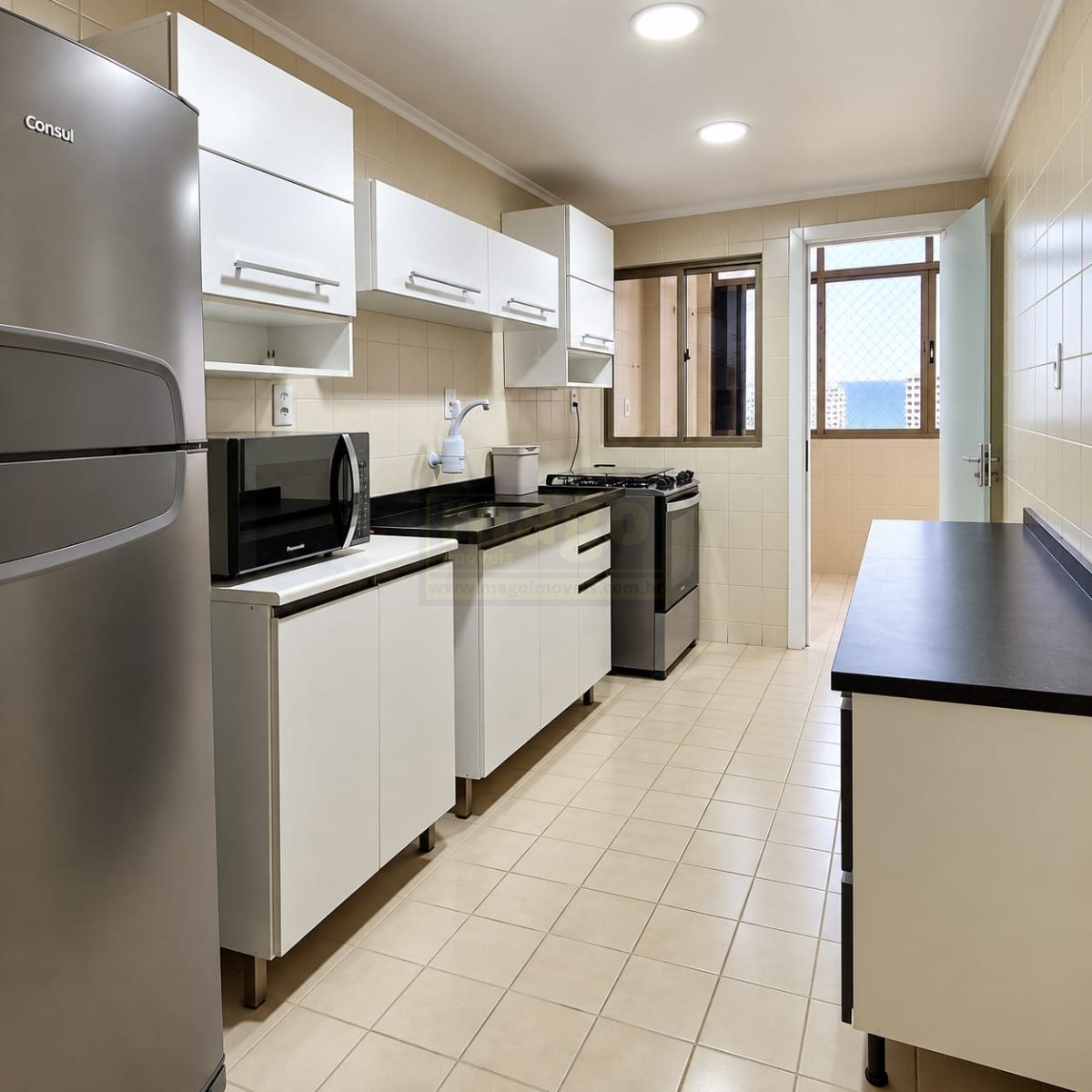 Apartamento 3 quartos para Locação Anual no bairro Centro em Balneário Camboriú